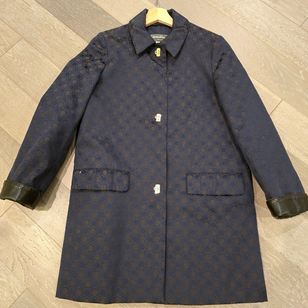 Ferragamo Women coat jacket size 4